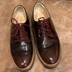 Clarks Women's Burgundy Leather Derby Oxfords